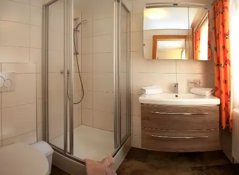 Apartment Barbara vom Seerhof, Badezimmer
